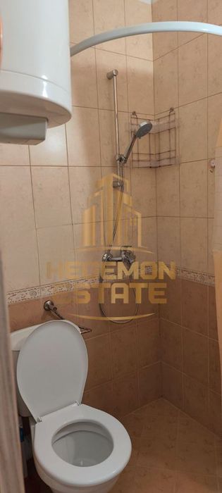 Продава се Тристаен апартамент в Варна, Галата - 88 кв.м за 1883 €/кв.м - Снимка #8