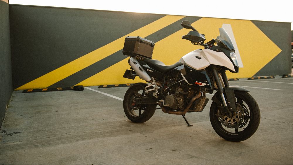 KTM 990 SmT 2011 abs /scimb cu mai nou!