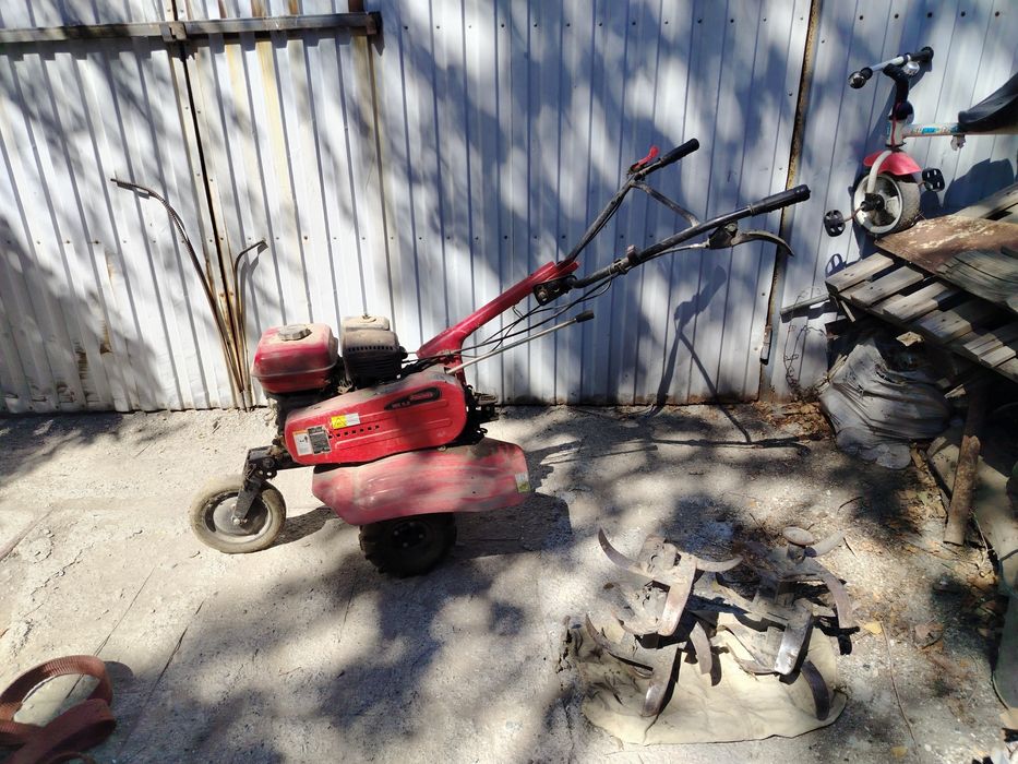 Продам мотоблок.