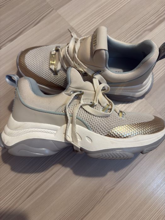 Sneakers Steve Madden -Medallion mas 38 (7.5)