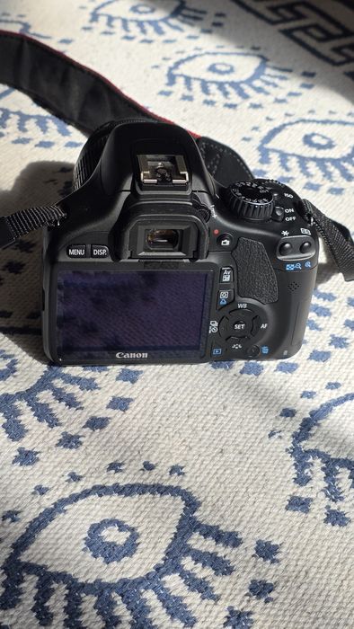 Фотоаппарат Canon EOS 550D