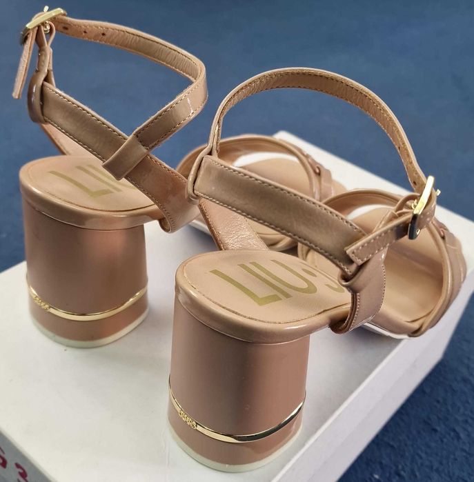 LIU JO Sandale Nice 15 piele lacuita marimea 37 - noi cu eticheta