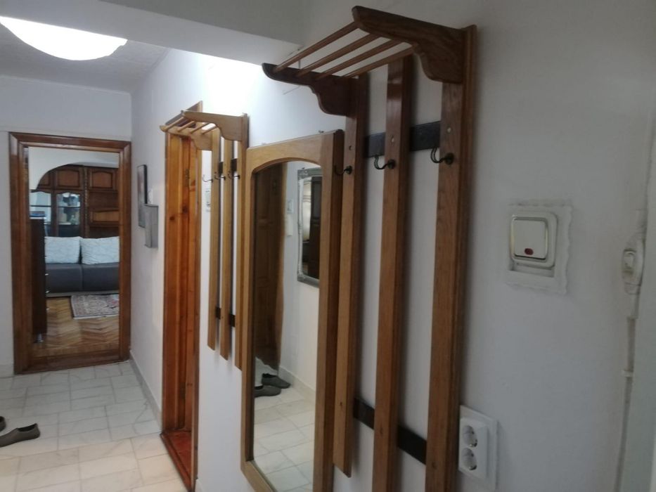 Apartament 3 camere de inchiriat