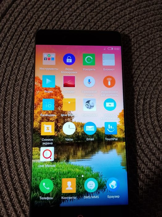 Продам телефон..