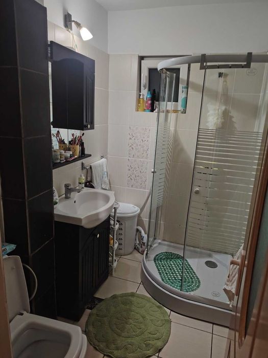 Vânzare apartament cu 3 camere