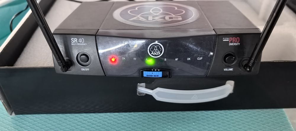 Безжичен микрофон AKG SR 40 FLEXX