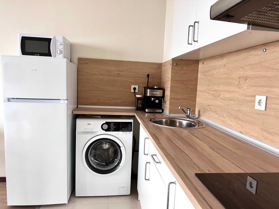 Дава се под наем Двустаен апартамент в к.к. Златни пясъци - 65 кв.м за 400 € - Снимка #4