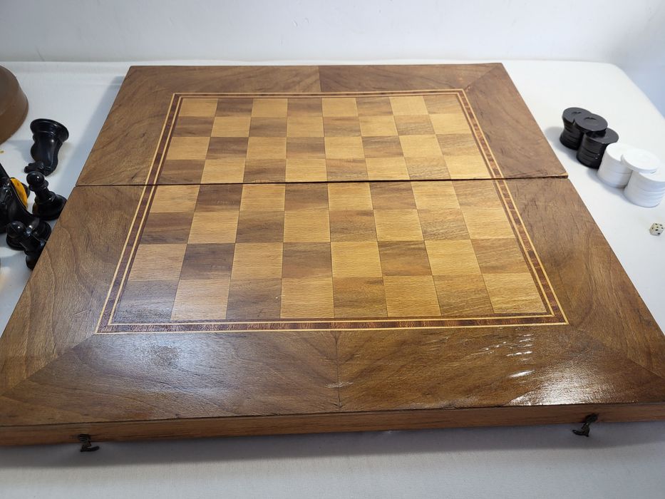 #5 Стар дървен шах и табла