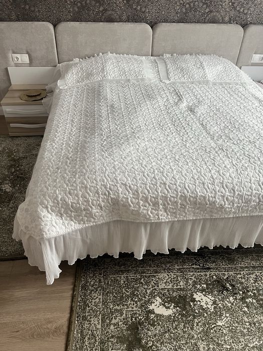 Продам новое покрывало