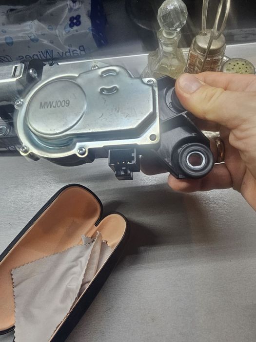 Мотор за задна чистачка за Volvo xc60