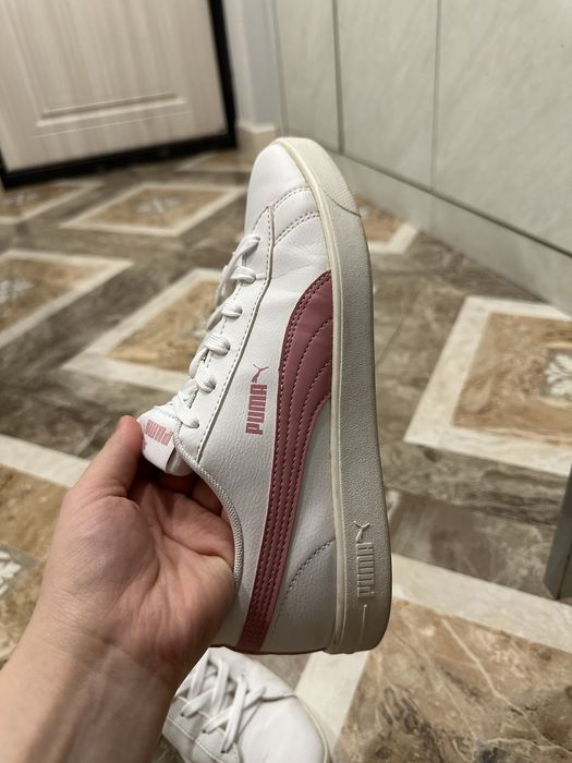 белые крассовки puma оригинальные 38 размер