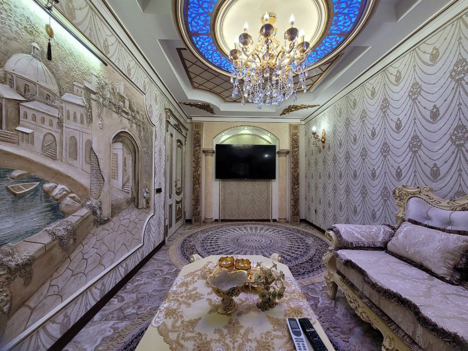 Продаётся квартира в Бухаре