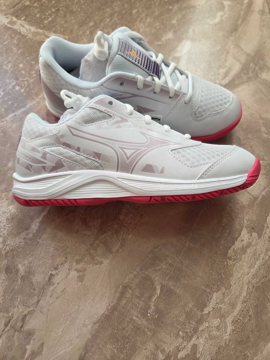 Mizuno Stealth Star III Junior детски маратонки за зала