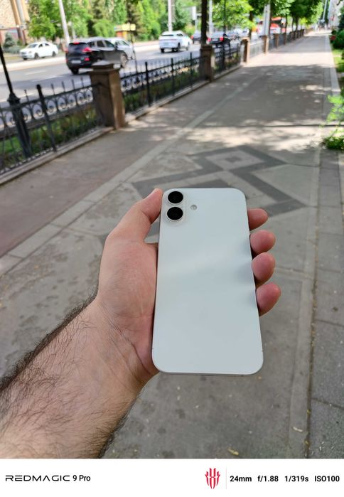 Продаётся iphone 16 plus
