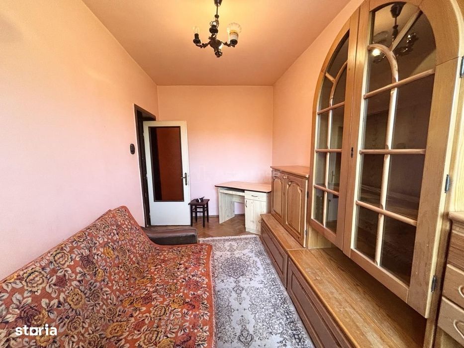 Apartament 3 camere  - Rogerius - Str Selimbarului - etaj 4