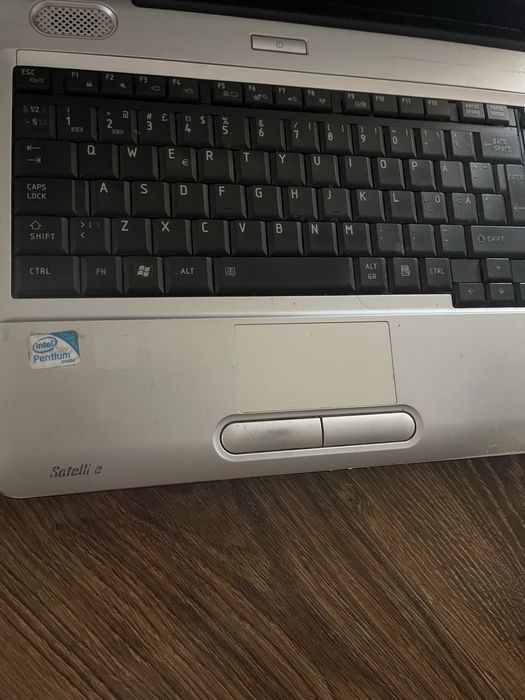 Vand Laptop Toshiba