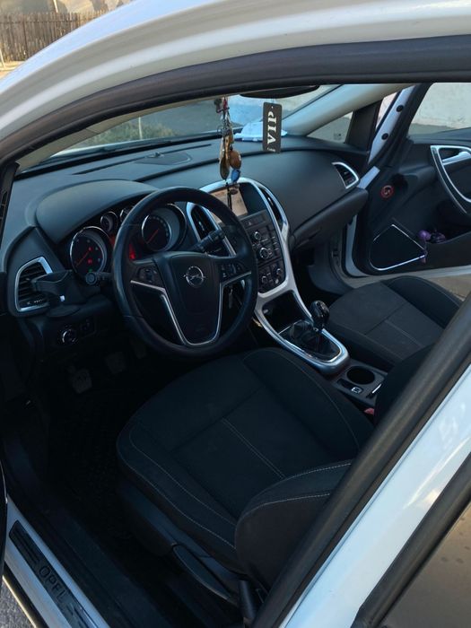 Se vinde autoturism în stare foarte bună!