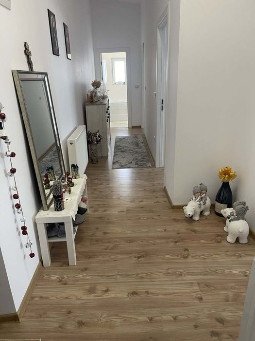 Aprtament 3 camere