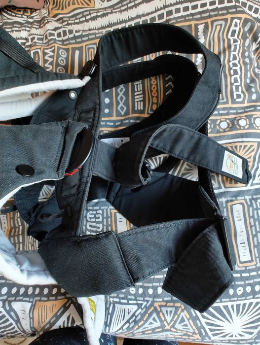 Кенгуру с наметка Baby bjorn