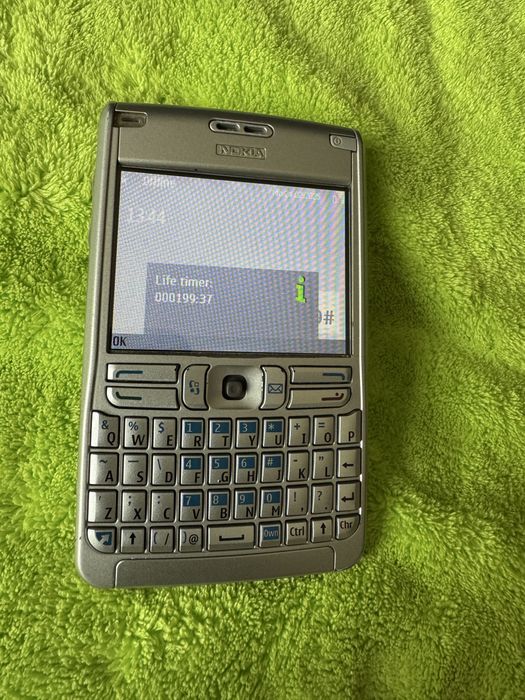 Смартфон Nokia E62 идеал
