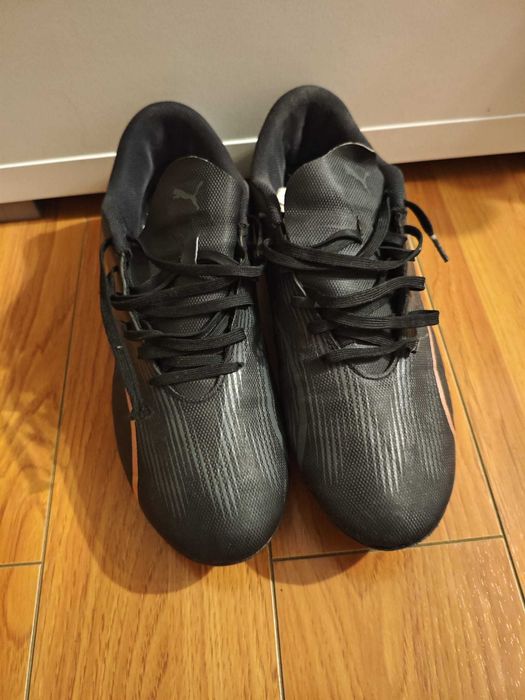 Adidasii de fotbal Puma Future Play