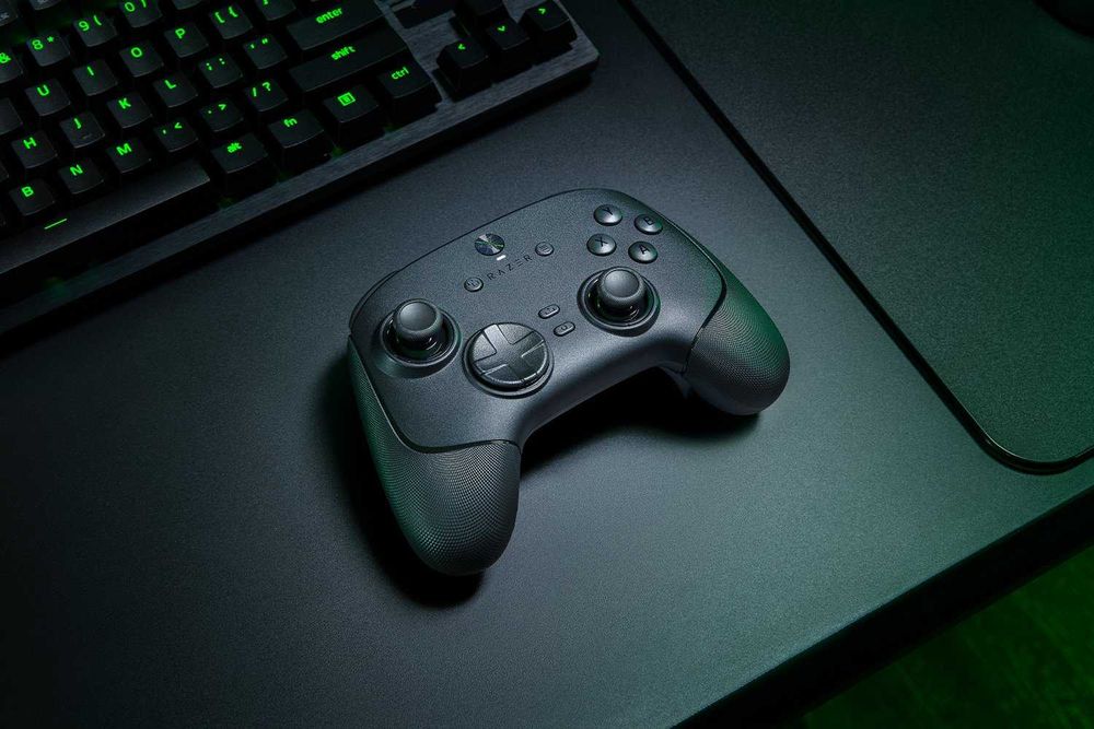 Продавам чисто нов Гейминг контролер Razer - Wolverine V3 Pro 8K PC, черен отворен само за преглед и тест
