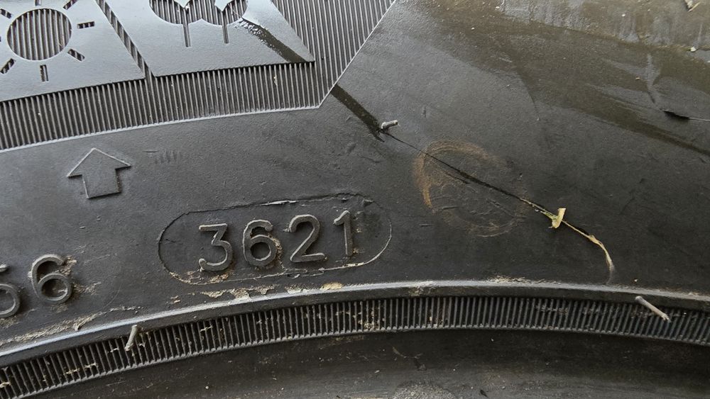 Зимни гуми IMPERIAL 165/65/15  2 бр./Чисто нови/