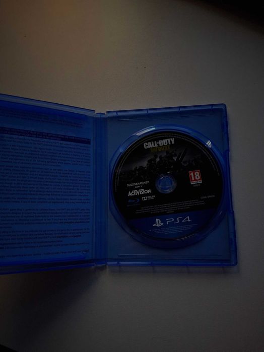 Продавам Call of Duty WWII за ps4