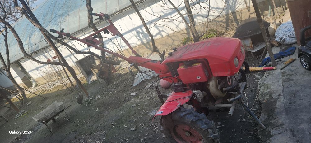 Мотоблок  культиватор соляркали сотилади 10 та от кучи