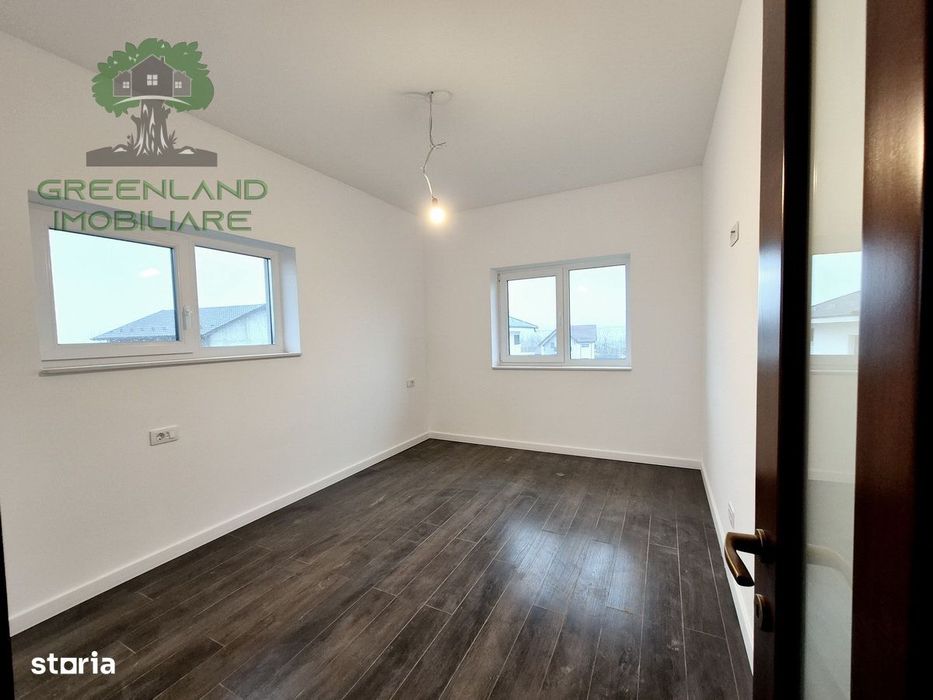 Casa mediteraneana 4 camere, 2 bai, 165mp, TEREN 500mp, CUG- T Neculai