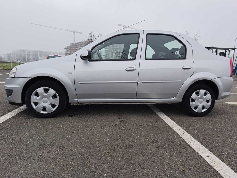 Vand Dacia Logan