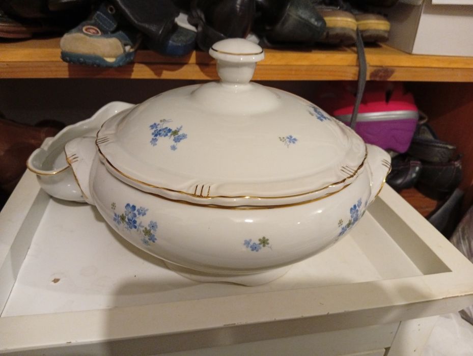 Български порцеланови сервизи за хранене  , и др.