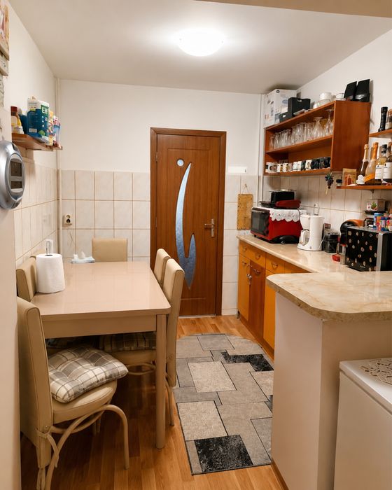 Apartament 2 camere Sărari Piscina Sânziana Etaj 2 din 4 Decomandat