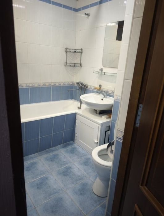 Сдаётся 3/2/5 Буюк ипак йули (метро Горького)