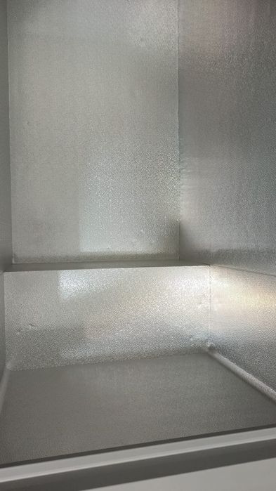 Продам морозильную камеру