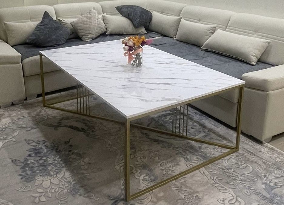 гостинный стол в стиле хайтек