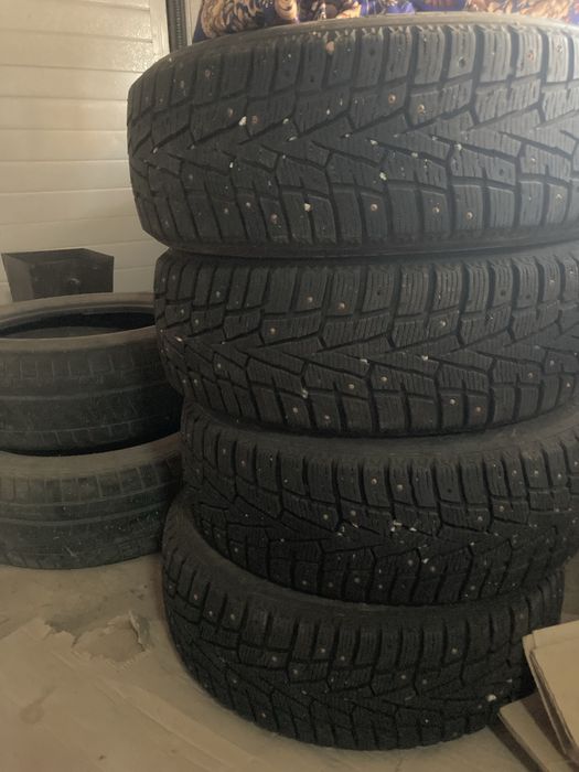 Продам зимние шины