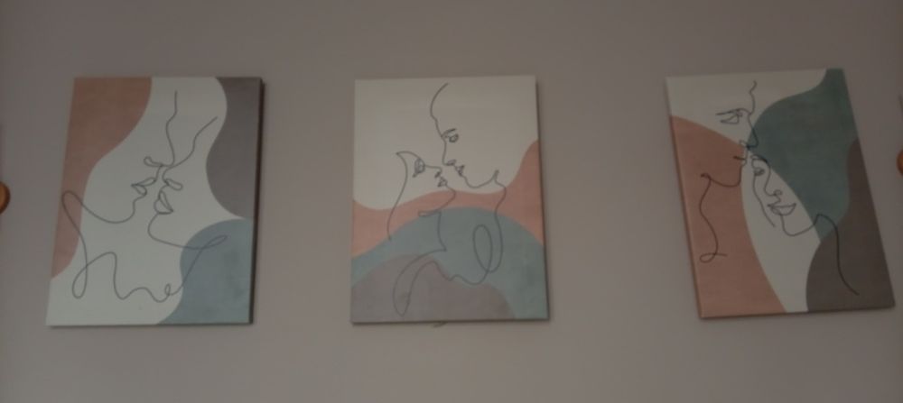 Цена 2000т.Продам картины на стену