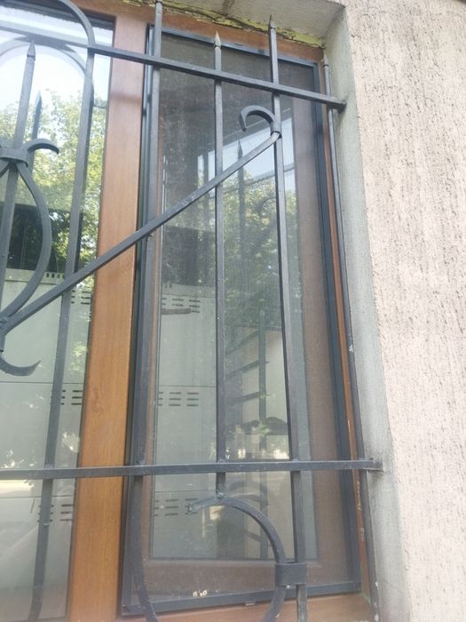 Москитные сетки внутренние и наружные