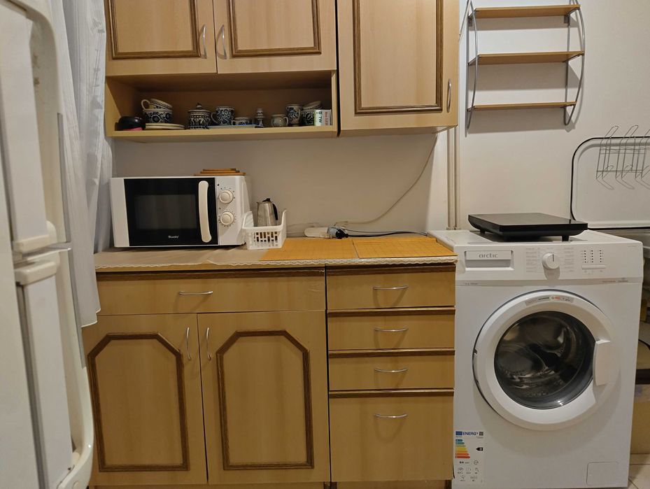 Inchiriez apartament 1 camera Centru Iasi 350 e, pet friendly, unei studente, fara agentii