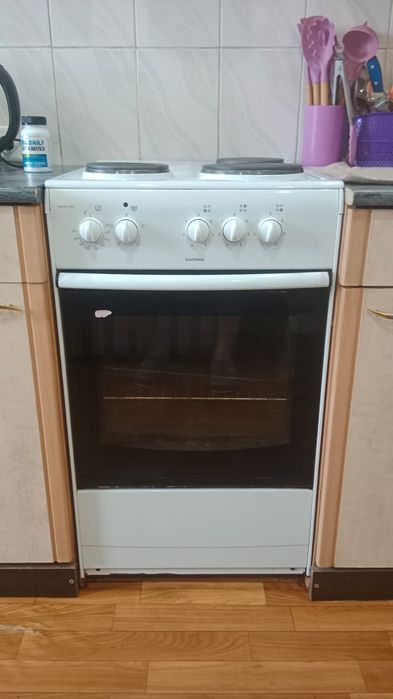 Продам электро плиту