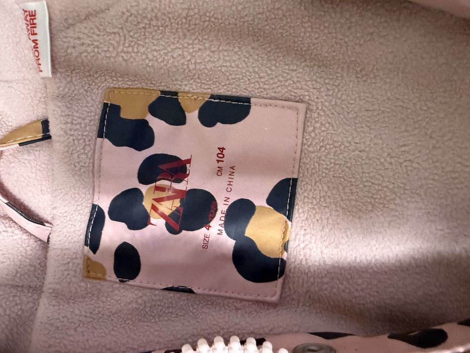 costum impermeabil Zara 104