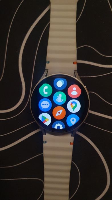 Продам Samsung watch 7 44m.