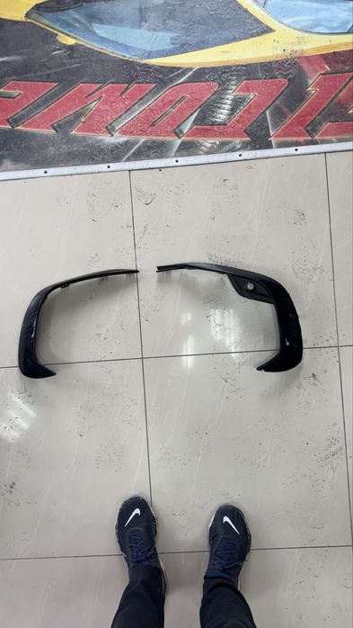 Лайсна за предна броня Amg Gt x290 оригинална лява и дясна