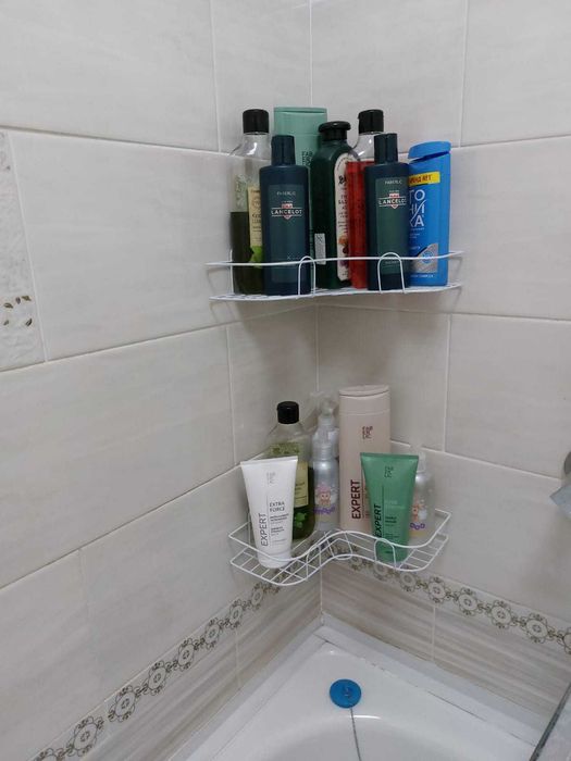 полочки в ванную