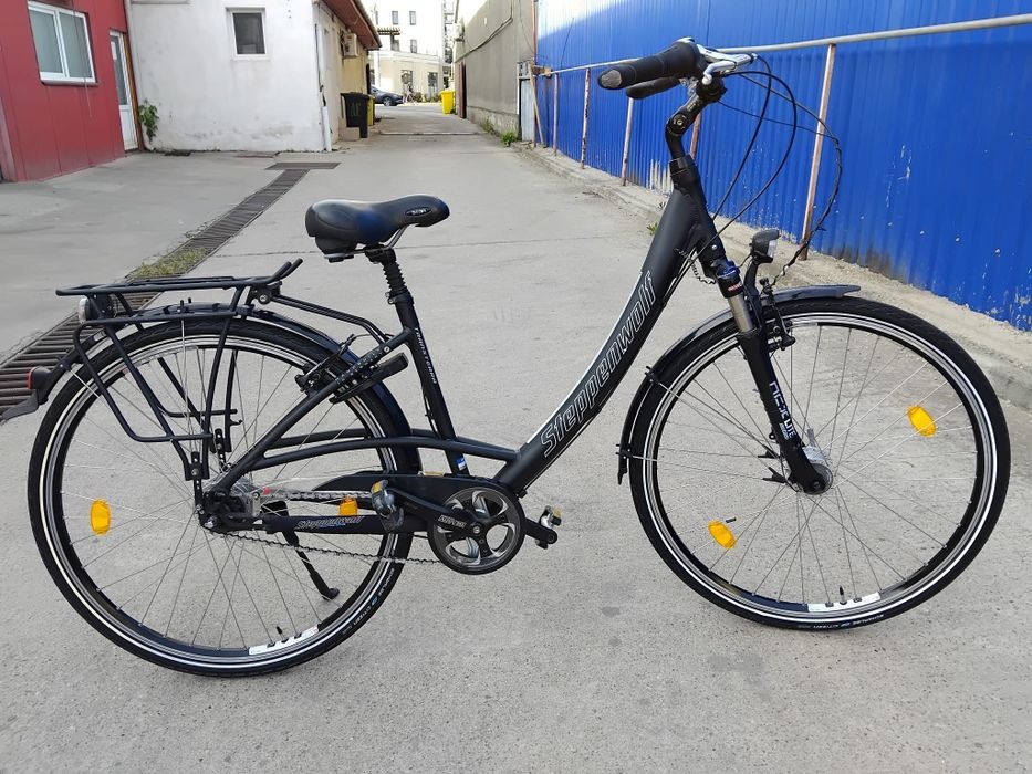 Vând bicicleta din aluminiu pentru damă