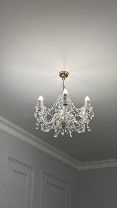 Чешская люстра от Прага