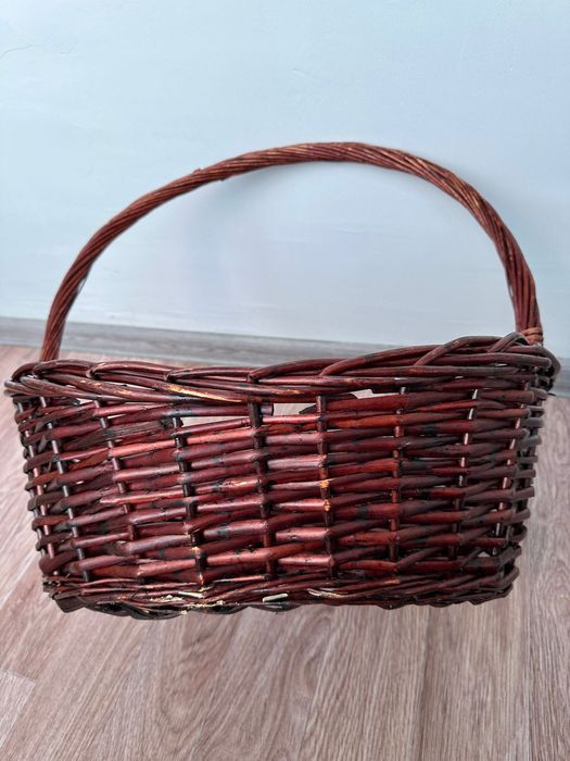 Продам  новую корзину