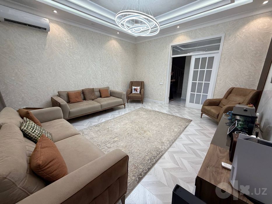 Продается дом 1.5 сотки М.Горький