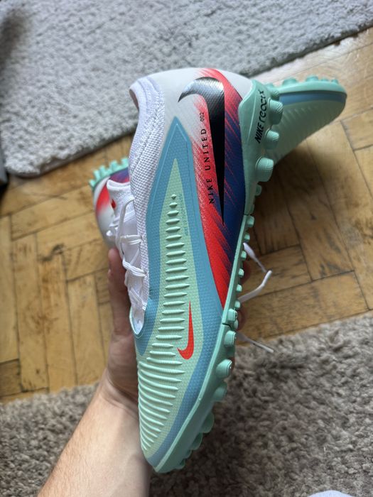 Ghete fotbal Nike Phantom 6
